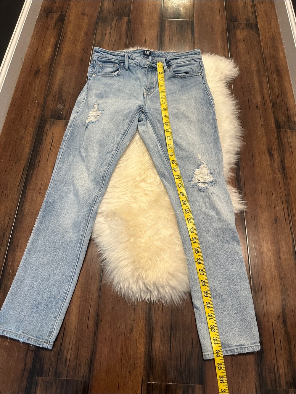 Worn once jeans - Picture 6 of 8